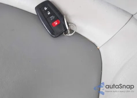 2021 Toyota Rav4 Xle Premium from USA, damaged, VIN 2T3C1RFV1MC163230